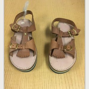 Bare Traps, girls, sandals, tan color, size 1.5.: